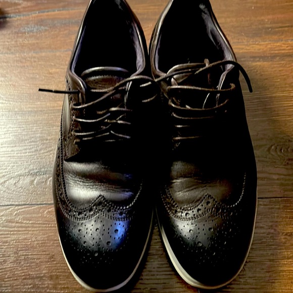 Hugo Boss Shoes 7 in very good condition - Picture 1 of 4
